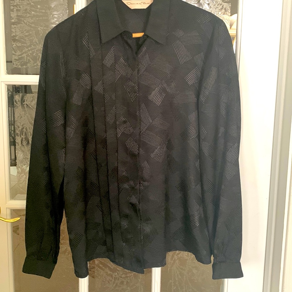 Vintage Oscar de la Renta black pattern blouse